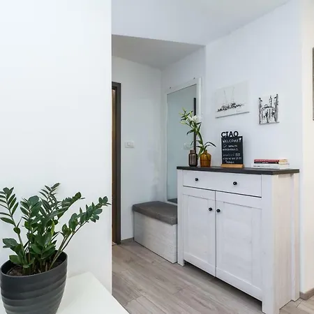 Stylish In The Center Of Apartament