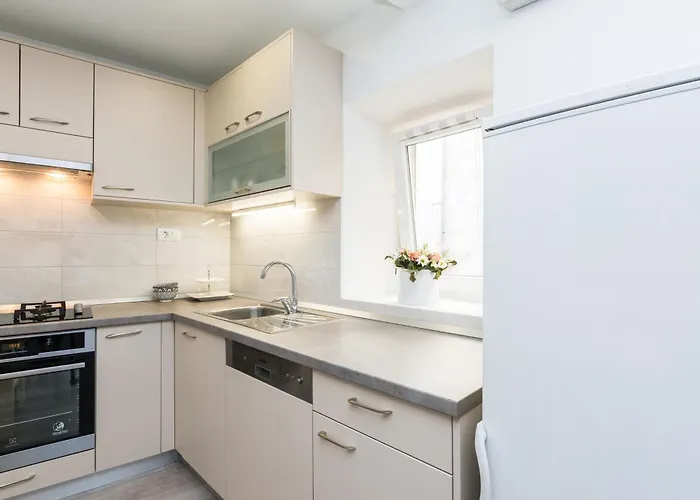 Apartment Stylish In The Center Of *