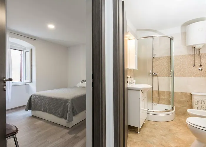 Stylish In The Center Of Apartment Zadar